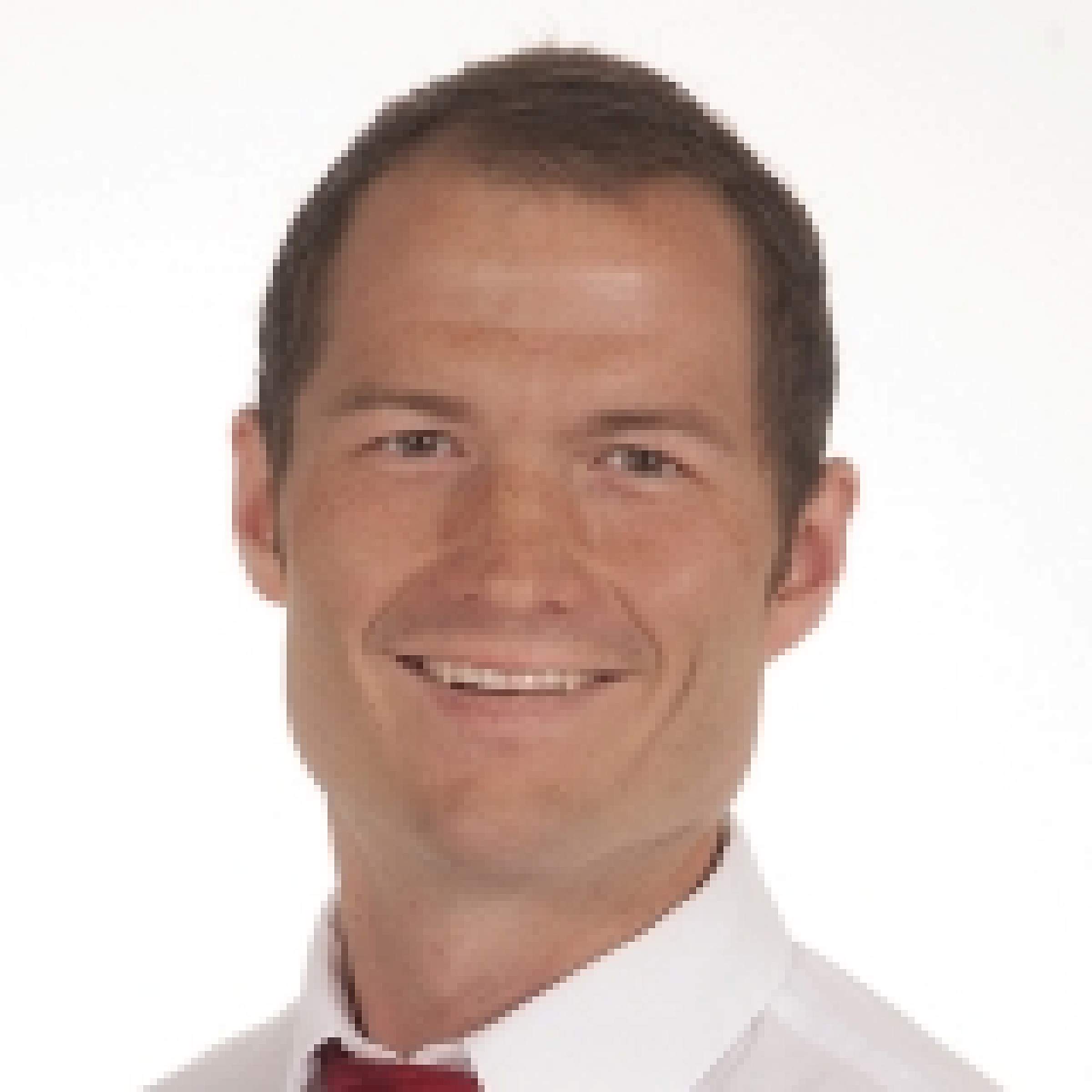 Headshot of Aaron Crosby, MD