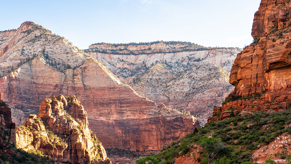 mountains External link: (https://medicine.utah.edu/internal-medicine/news/2024/10/university-of-utah-receives-award-pain-research-post-doctoral)